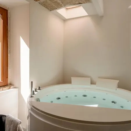 Massaroom A Corte Apartmán *
